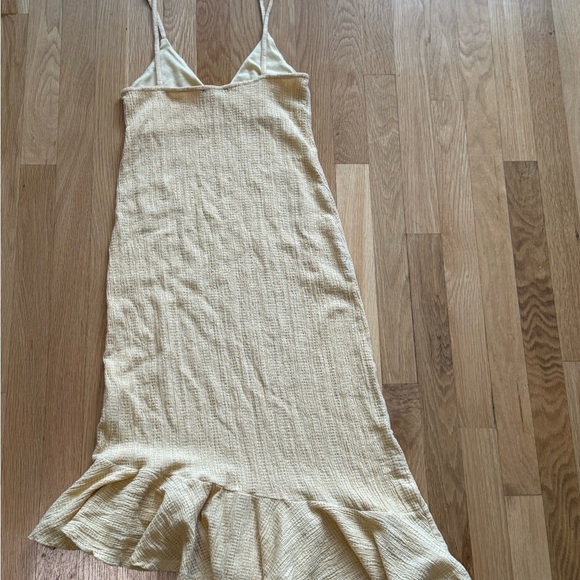 Zara Yellow Midi Textured Weave Ruffle Hemmed dress - Picture 8 of 10